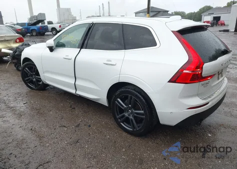 2018 Volvo Xc60 T5 Momentum z USA, uszkodzony, nr VIN YV4102RK6J1091675